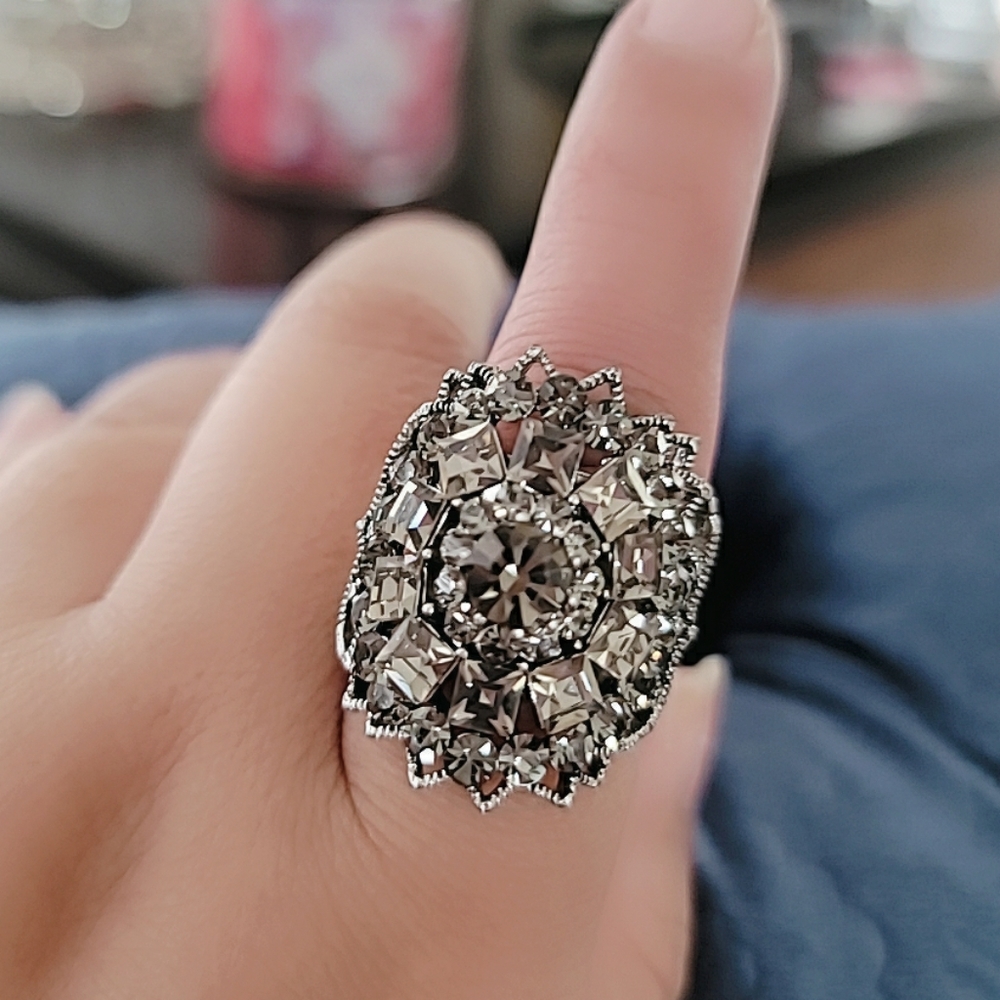 Accessorie Ring - Picture 2 of 6